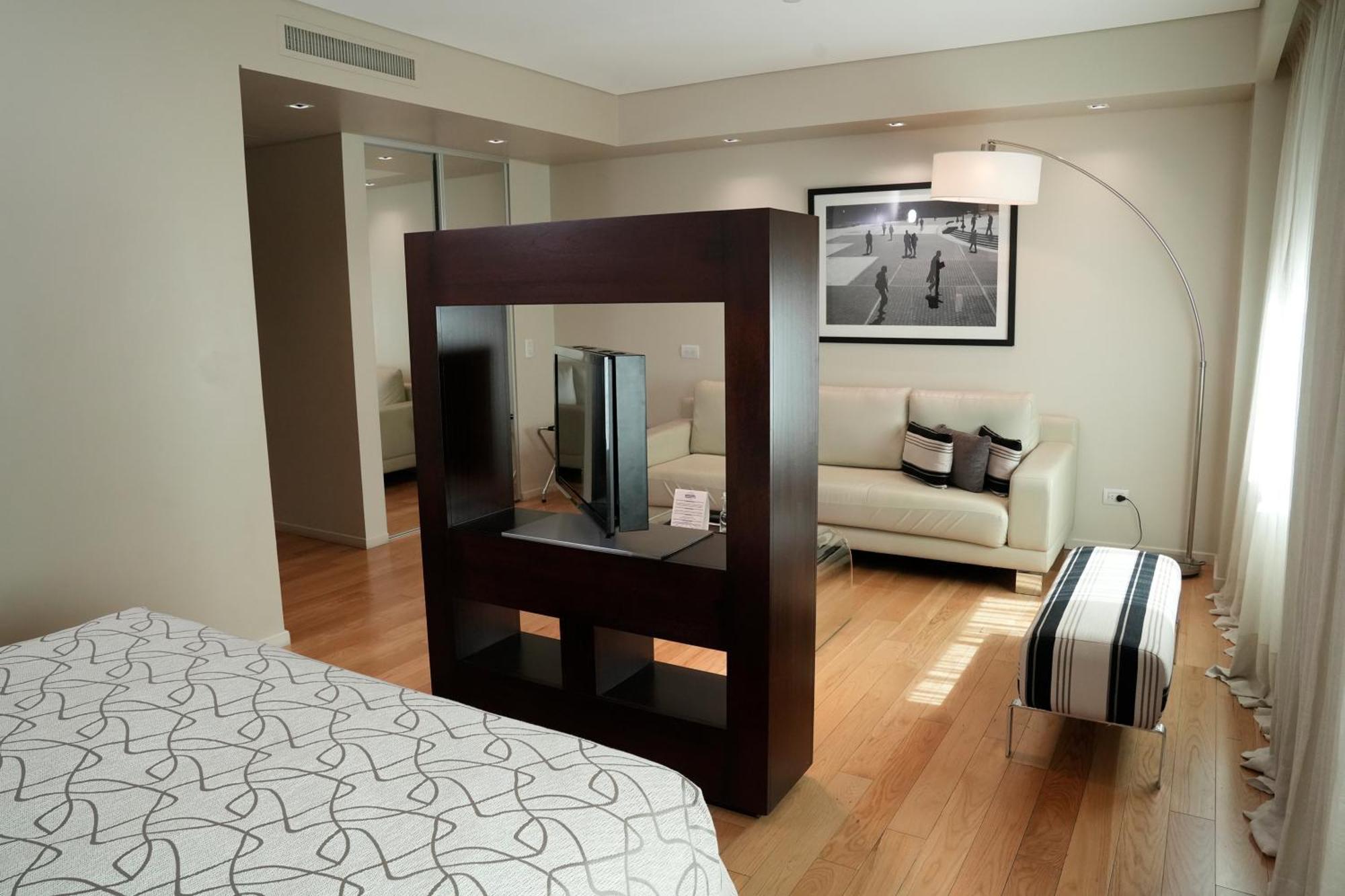 Hotel Metropolitano Supara บัวโนสไอเรส ภายนอก รูปภาพ